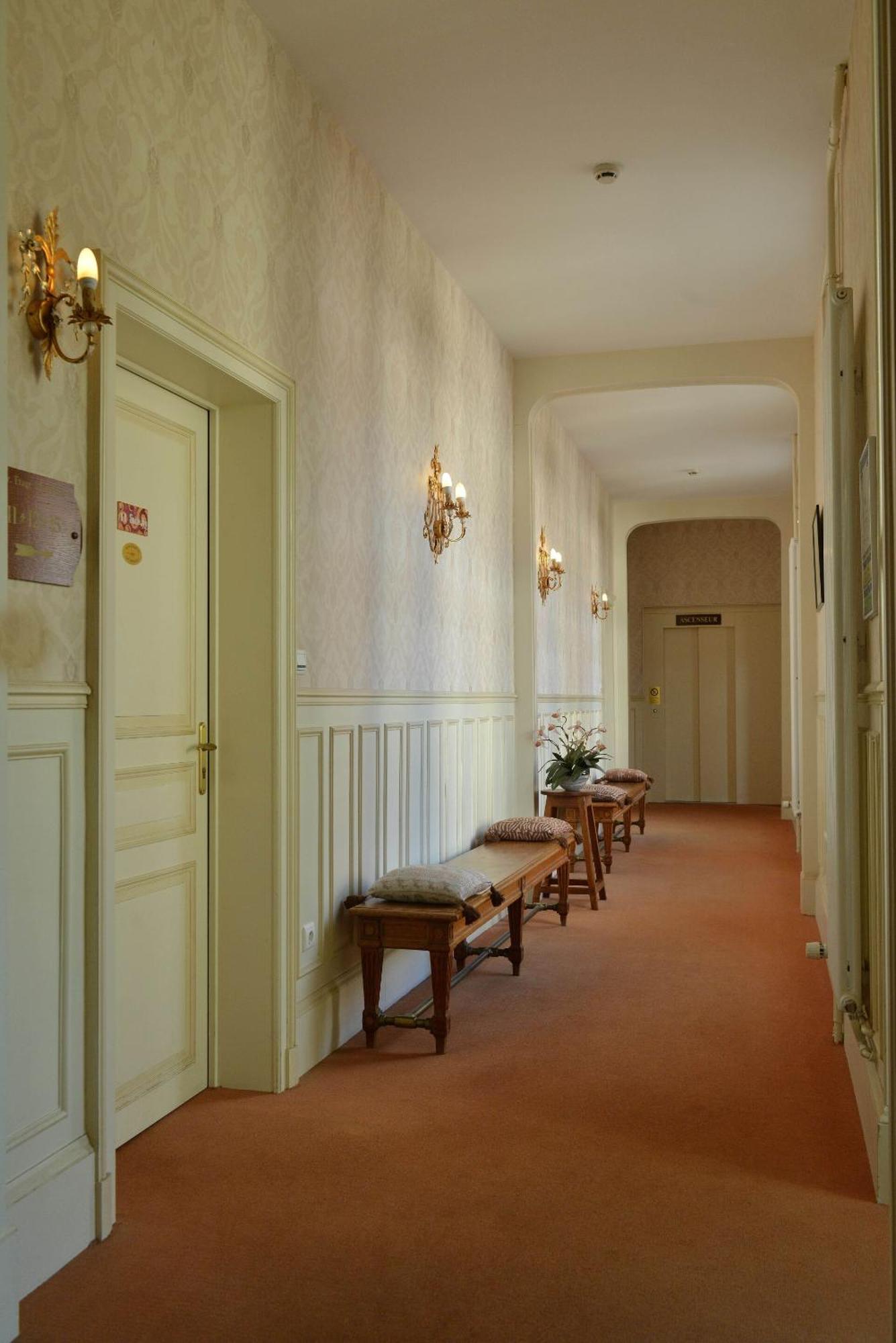 Hotel Castel Jeanson Ay-Champagne Dış mekan fotoğraf