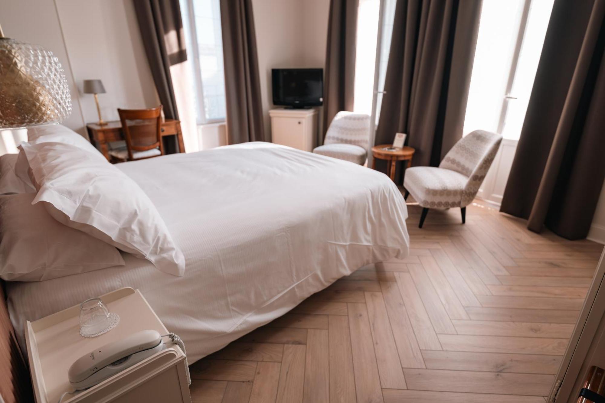 Hotel Castel Jeanson Ay-Champagne Dış mekan fotoğraf