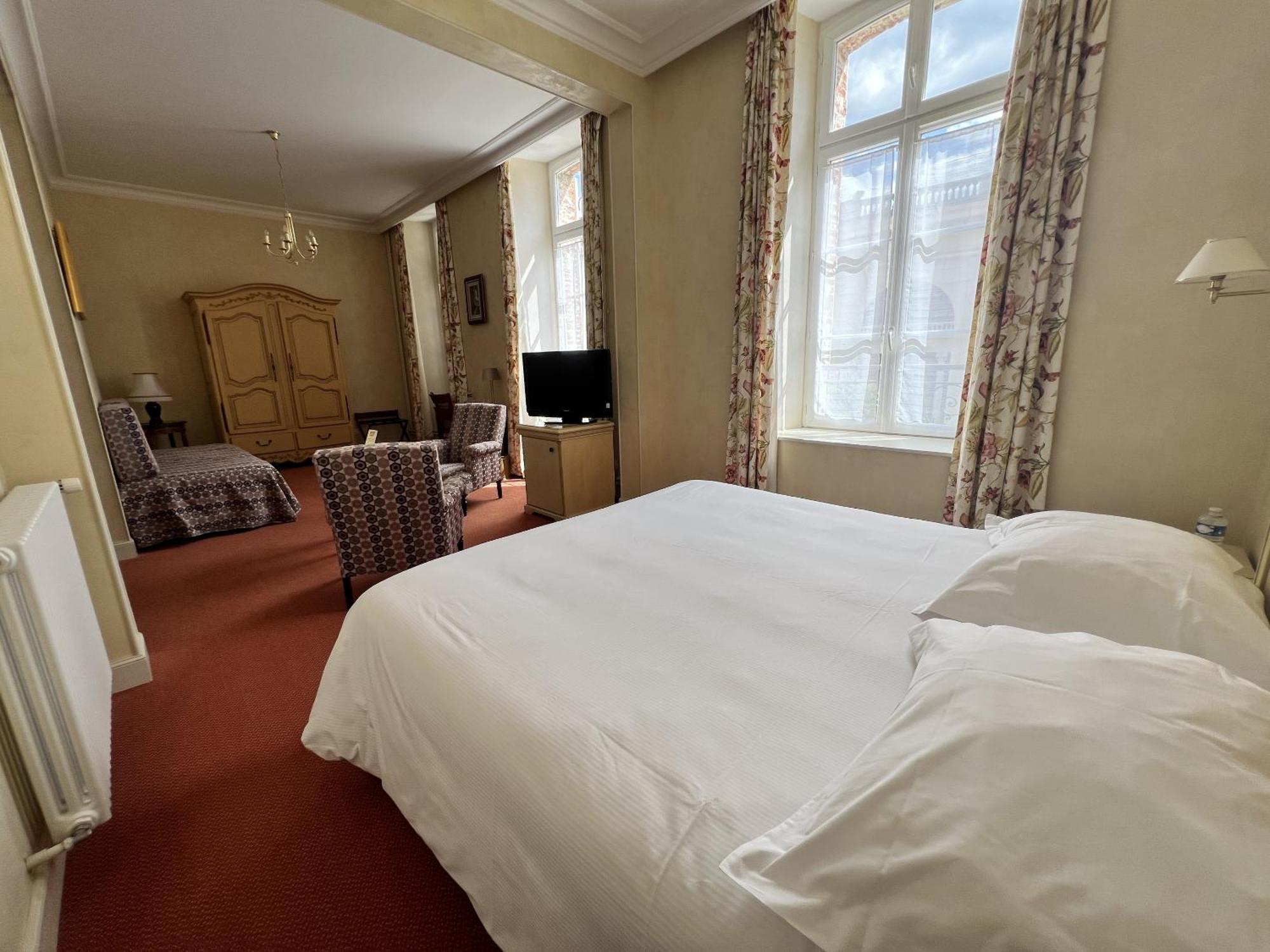 Hotel Castel Jeanson Ay-Champagne Oda fotoğraf